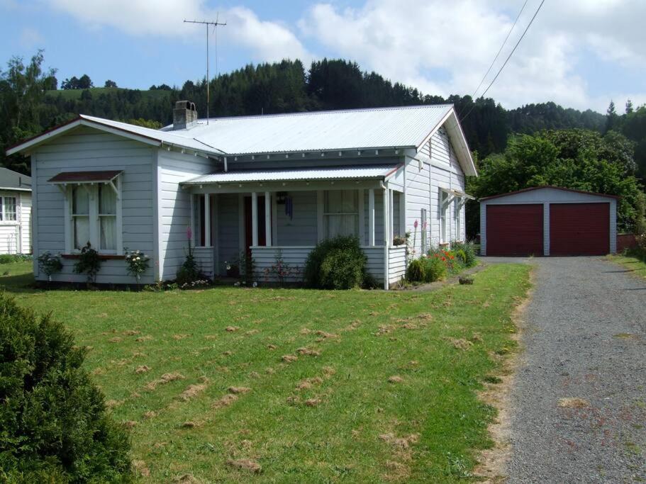 Riverlea Cottage - Cosy, Comfy, Quiet, Central Taumarunui Esterno foto
